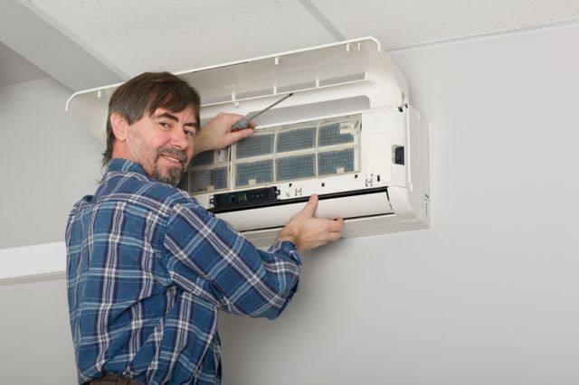Buy an air conditioner for an apartment and how much does it cost using the example of floor and mobile air conditioners without an air duct