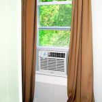 Discussion of the characteristics of the window air conditioner, photos and videos